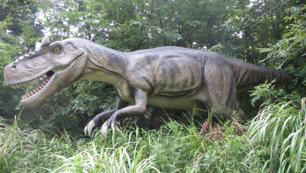 勝山ディノパーク「アロサウルス」画像